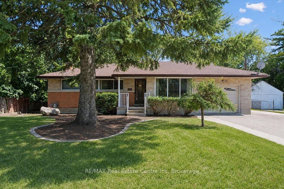 289 SPEEDVALE Avenue E, Guelph, ON N1E 1M8 – main photo