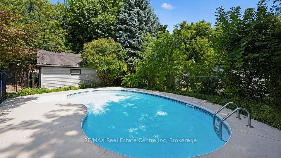 289 SPEEDVALE Avenue E, Guelph, ON N1E 1M8 – photo 2