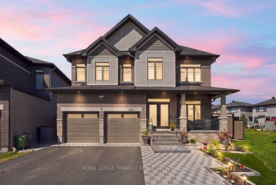 921 Beckton Heights, Stittsville - Munster - Richmond, ON K2S 2X5 – main photo