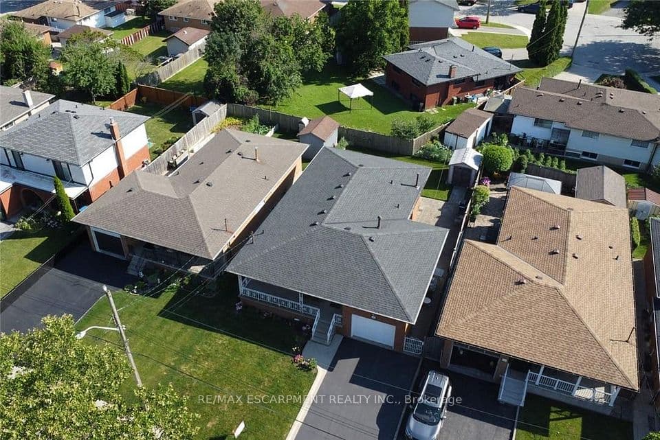 36 Abbington Drive, Hamilton, ON L9C 4R3 – photo 2