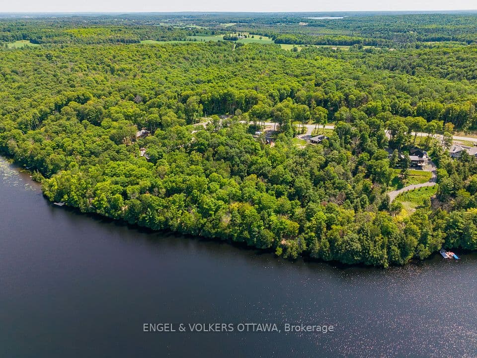 223 Shady Maple Road, McNab/Braeside, ON K0J 1G0 – photo 3