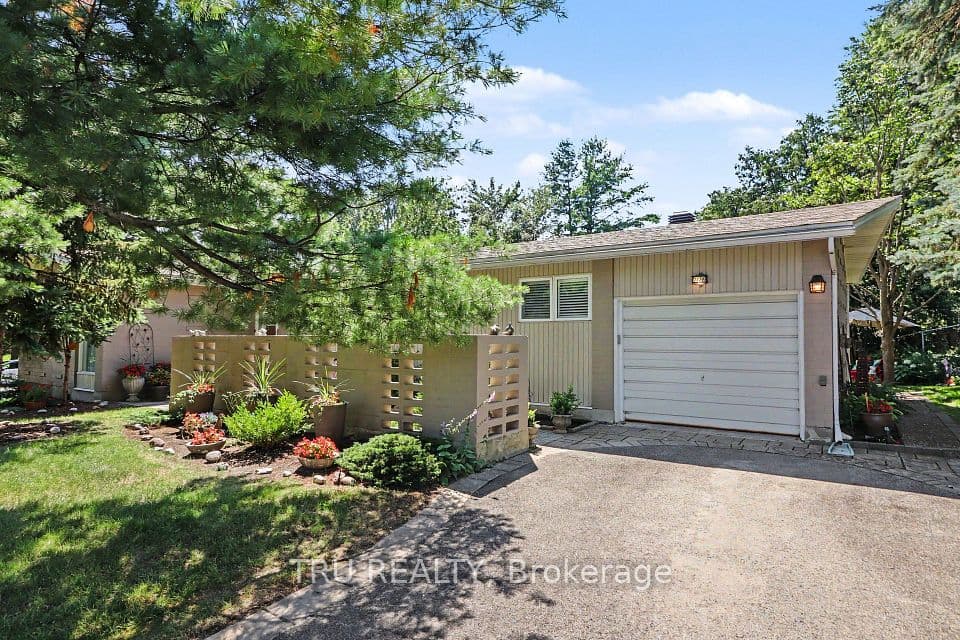 1174 Cameo Drive, Belair Park - Copeland Park and Area, ON K2C 1Y7 – photo 2