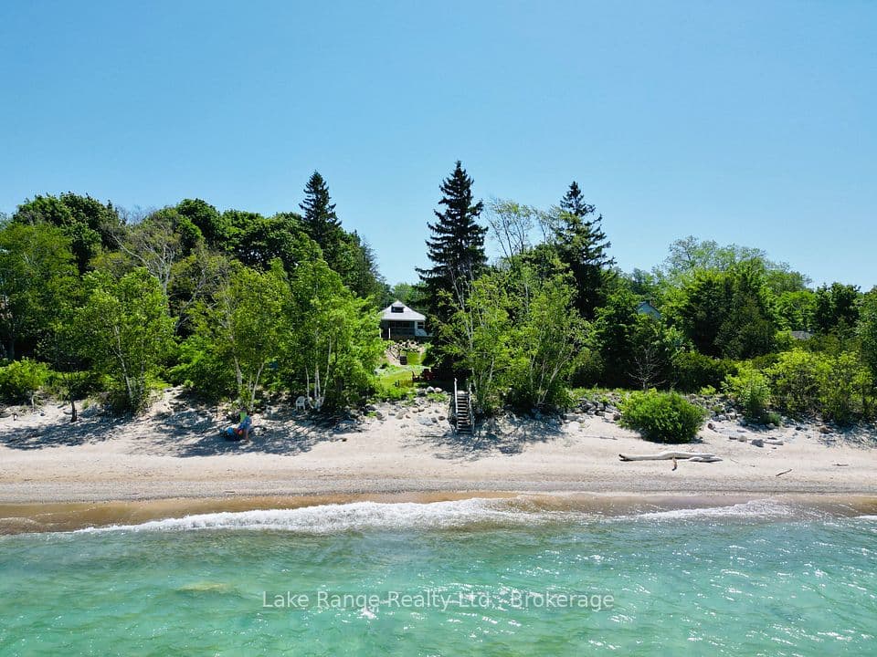 924 Saugeen Street, Kincardine, ON N2Z 1A8 – main photo