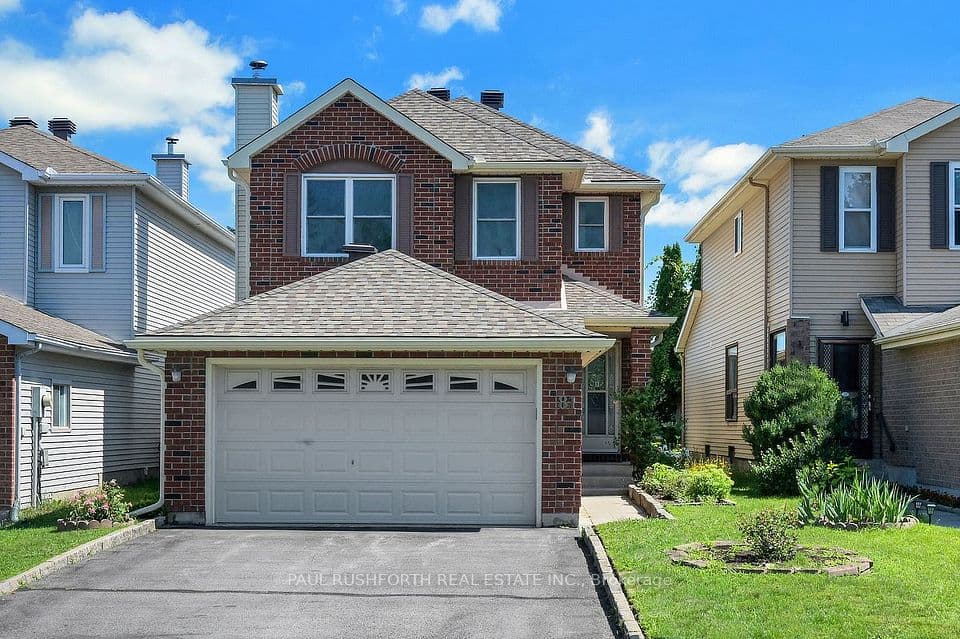 81 Acklam Terrace, Kanata, ON K2K 2J2 – main photo