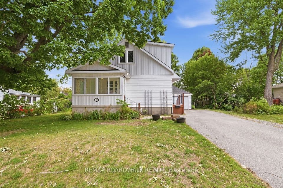 111 Beckwith Street E, Perth, ON K7H 1C8 – main photo
