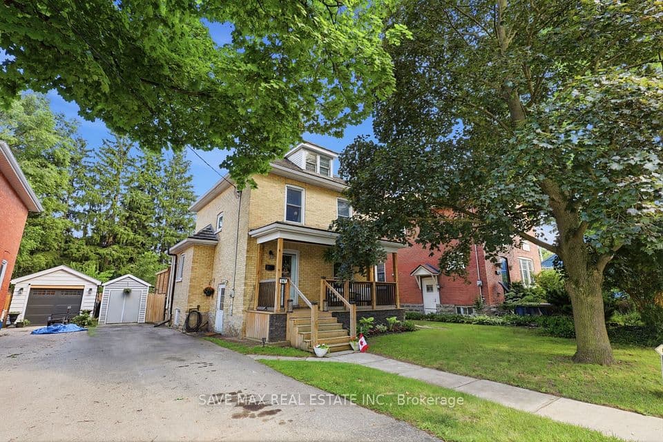 347 Dover Street S, Cambridge, ON N3H 1L6 – main photo