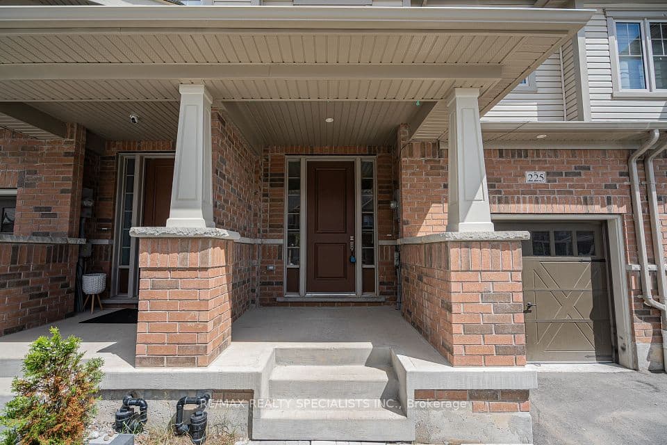 225 Broadacre Drive, Kitchener, ON N2R 0S6 – photo 3