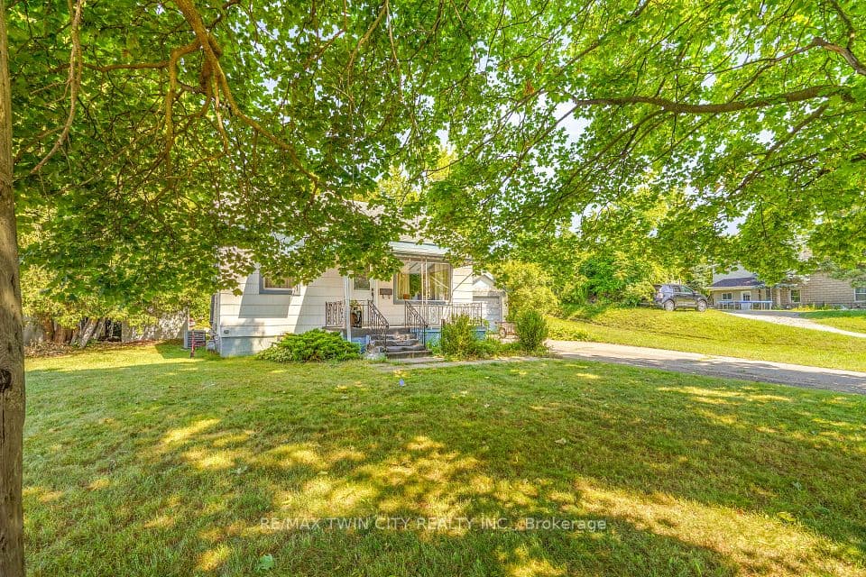 45 Wellington Street, Brant, ON N3L 1T2 – photo 3