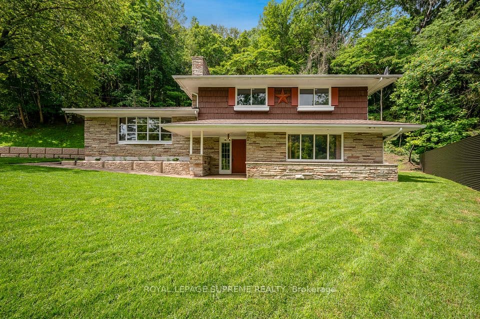 2035 Hollow Road, Thorold, ON L2V 5G8 – main photo