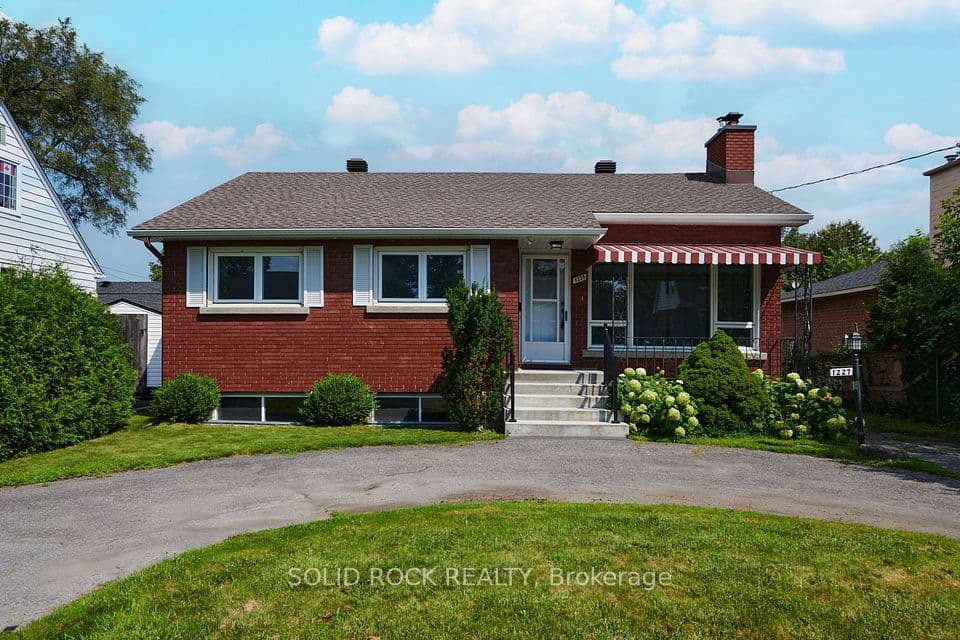 1227 Portland Avenue, Hunt Club - South Keys and Area, ON K1V 6G1 – main photo