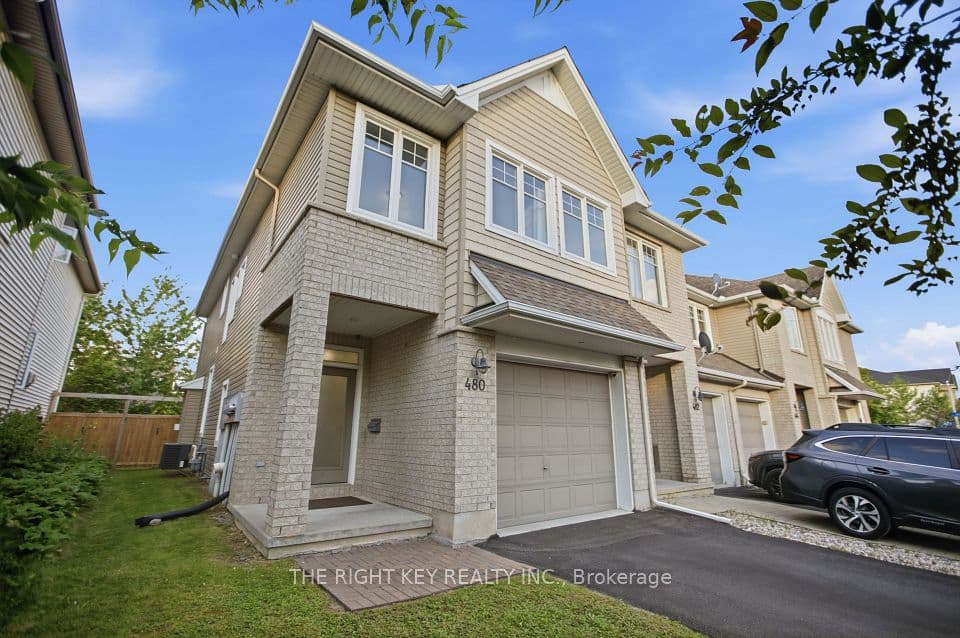 480 Stalwart Crescent, Blossom Park - Airport and Area, ON K1T 0H3 – photo 2