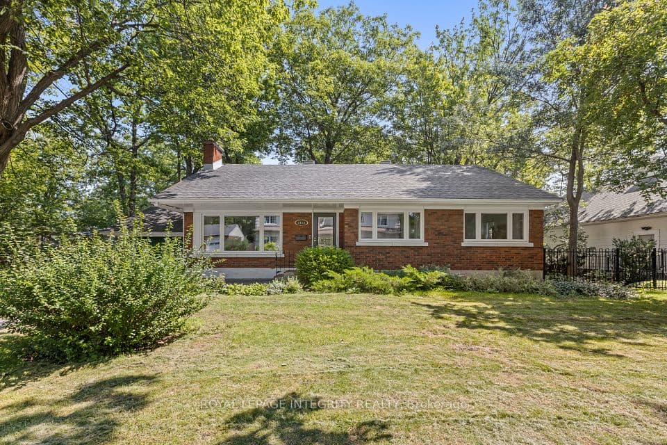 2183 Woodcrest Road, Alta Vista and Area, ON K1H 6J2 – photo 3