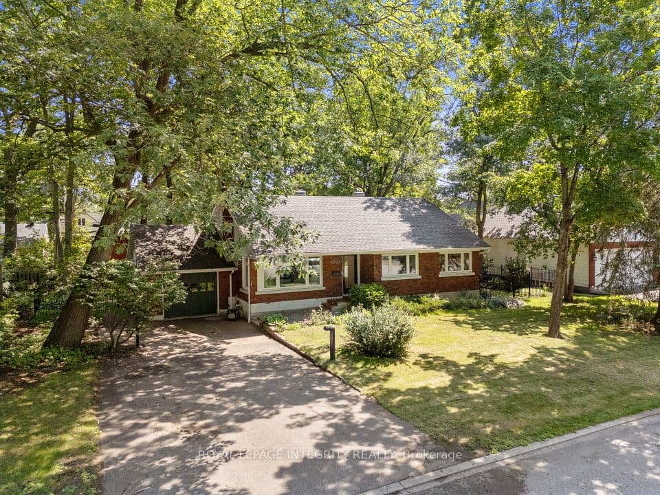 2183 Woodcrest Road, Alta Vista and Area, ON K1H 6J2 – photo 2
