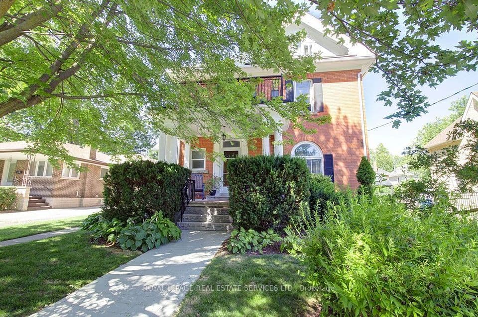 120 Hibernia Street, Stratford, ON N5A 5V4 – photo 2
