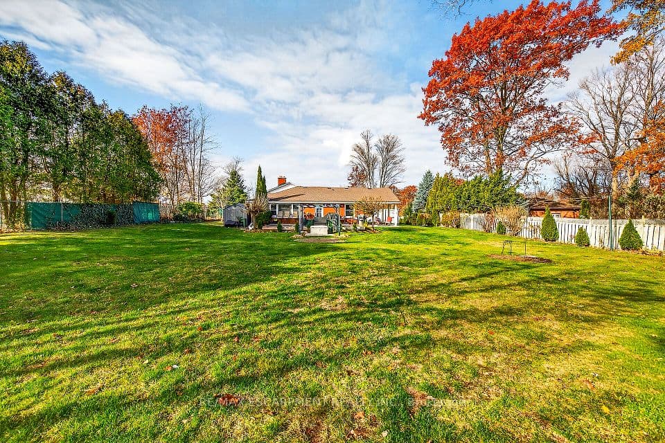 1597 Trinity Church Road, Hamilton, ON L0R 1P0 – photo 3