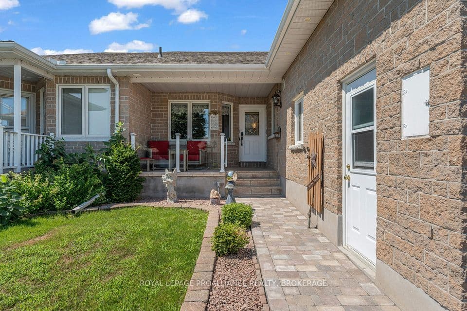 523 Trimble Gate, Kingston, ON K7M 8Z2 – photo 3