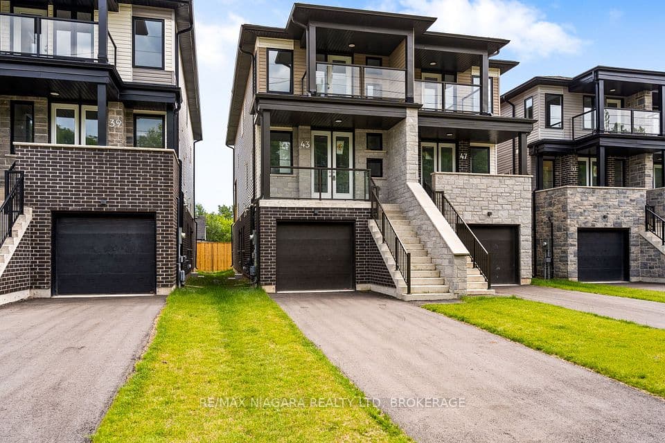 43 Superior Street, Welland, ON L3B 3G3 – main photo