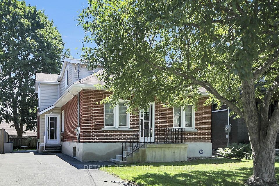 88 Helena Street, Tunneys Pasture and Ottawa West, ON K1Y 3N1 – photo 3