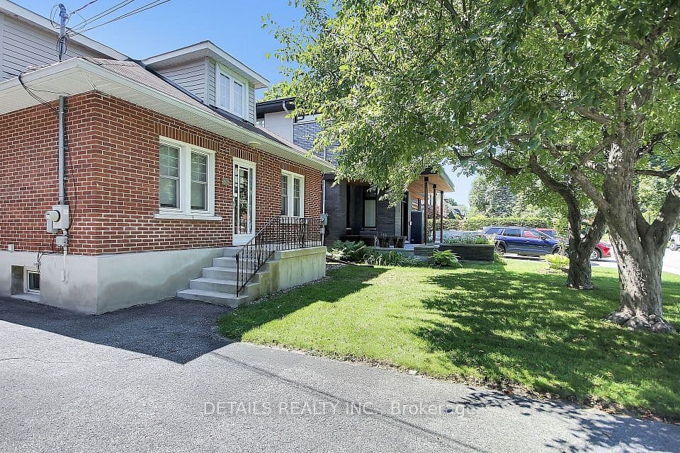 88 Helena Street, Tunneys Pasture and Ottawa West, ON K1Y 3N1 – main photo