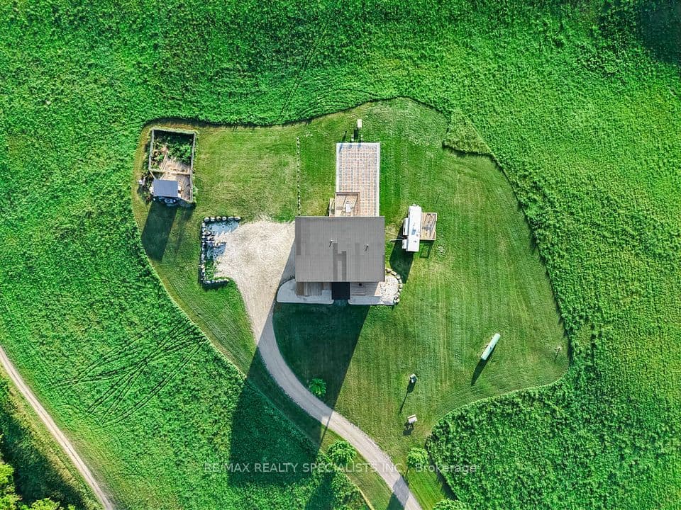 676378 Centre Road, Mulmur, ON L9V 0E1 – photo 2