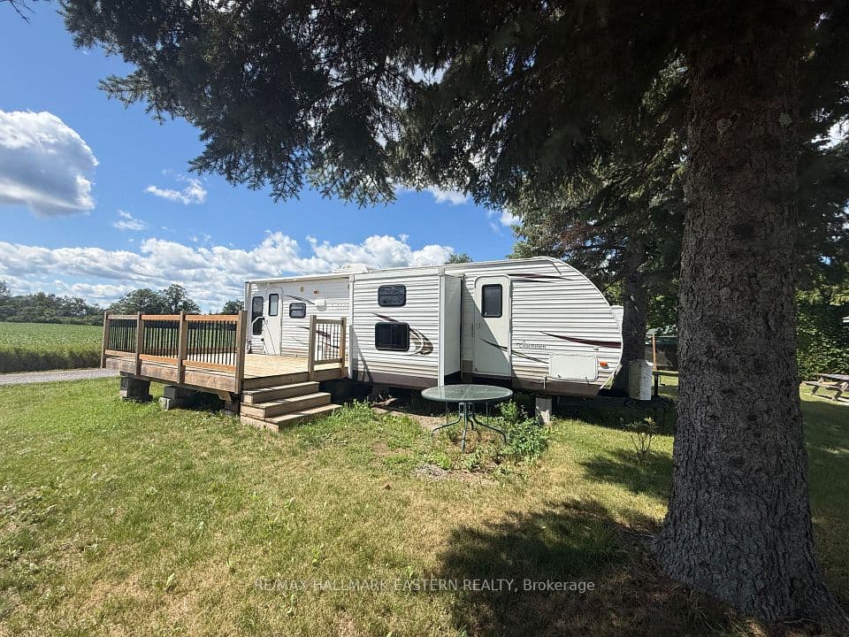 1280 Gail Park Drive N #10, Selwyn, ON K0L 1T0 – main photo
