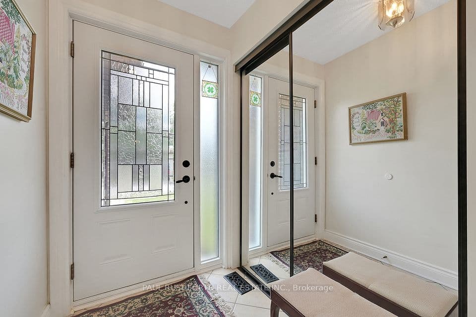 6426 Nuggett Drive, Orleans - Convent Glen and Area, ON K1C 4X8 – photo 3