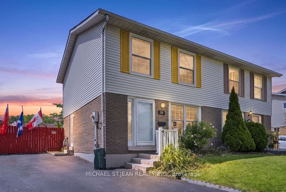 31 Belleau Street, Hamilton, ON L8J 1N1 – main photo