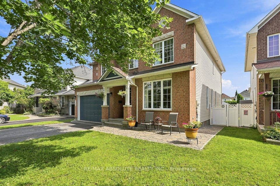 2158 Valenceville Crescent, Orleans - Cumberland and Area, ON K4A 4K4 – photo 2