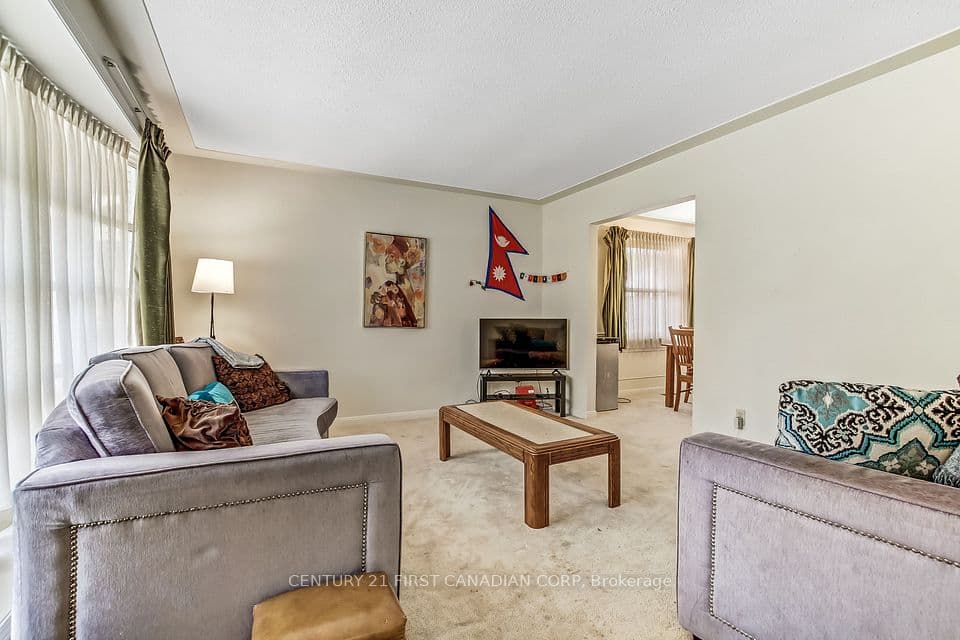 698 Chiddington Avenue, London South, ON N6C 2W8 – photo 3