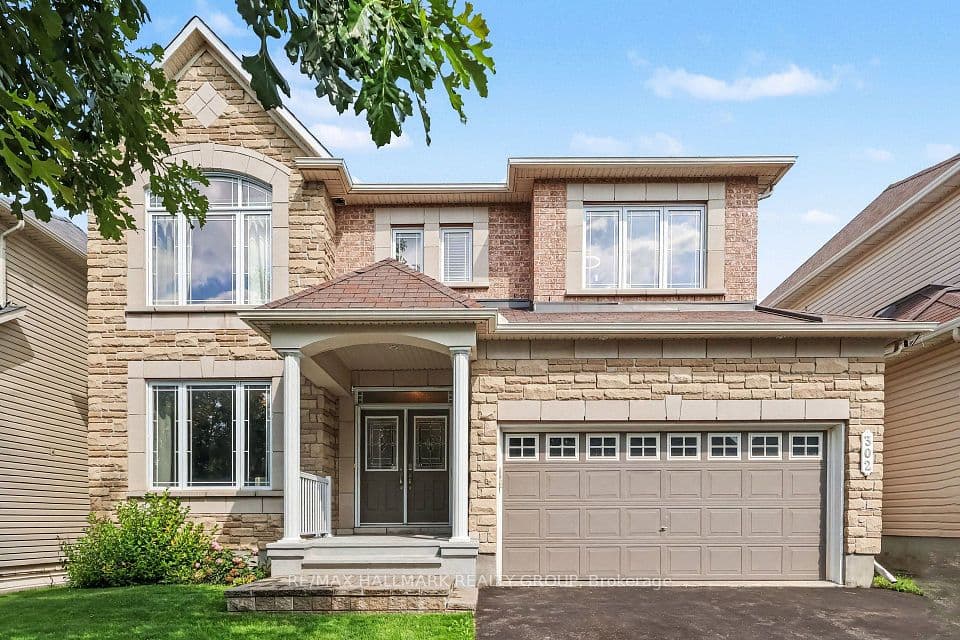 302 Grayburn Way, Barrhaven, ON K2J 0V8 – main photo