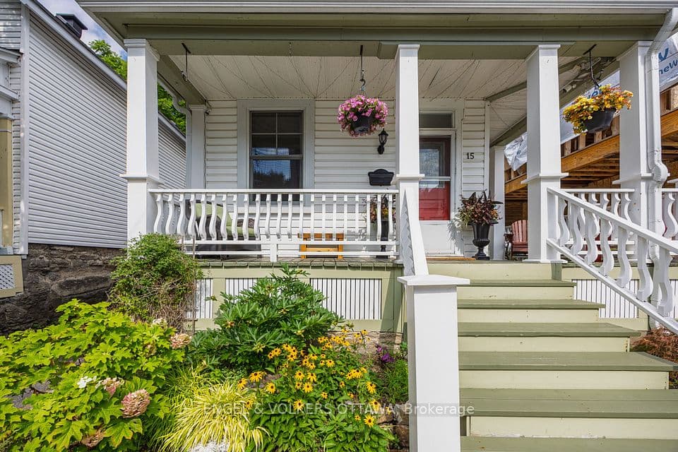 15 Lowrey Street, West Centre Town, ON K1Y 2S5 – photo 2