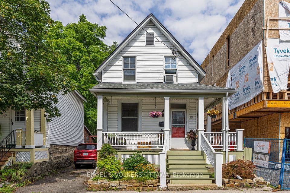 15 Lowrey Street, West Centre Town, ON K1Y 2S5 – main photo