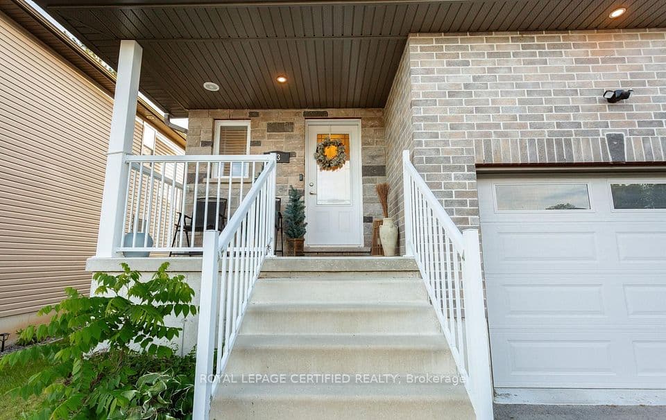 33 Kendell Lane, Ingersoll, ON N5C 3J1 – photo 2