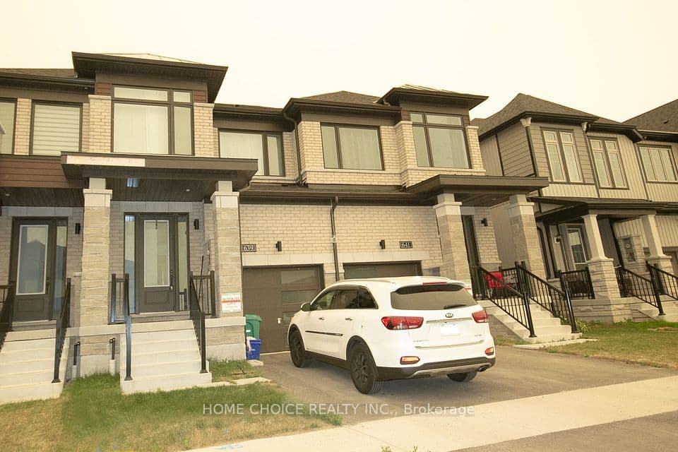 639 Pollock Grove E, Peterborough, ON K9K 0J6 – photo 2