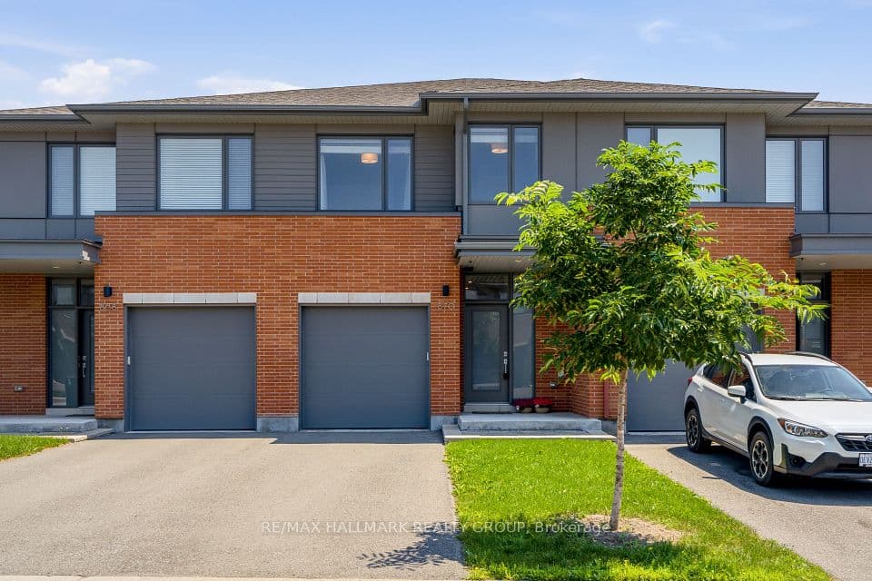 870 Moses Tennisco Street, Manor Park - Cardinal Glen and Area, ON K1K 5A2 – main photo