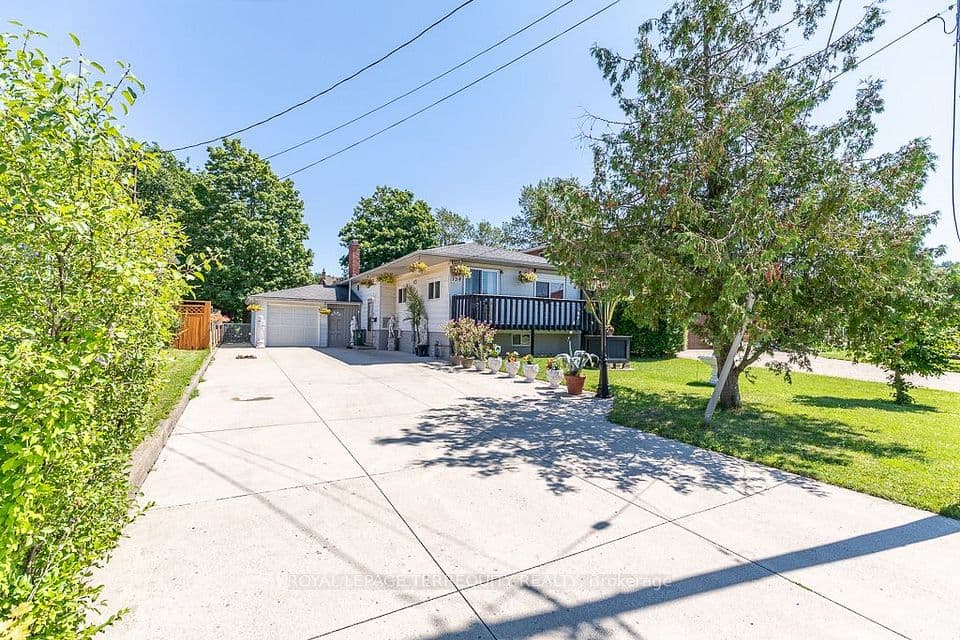 134 Homeside Avenue, Hamilton, ON L8G 3H1 – photo 3