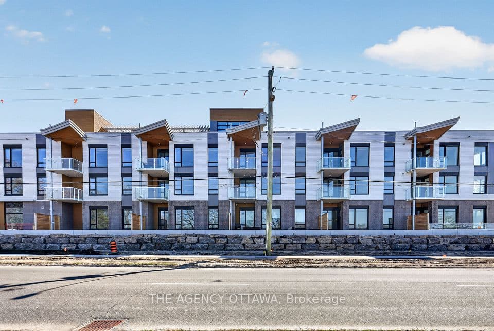 3085 Riverside Drive 204, Billings Bridge - Riverside Park and Area, ON K1V 2W3 – main photo