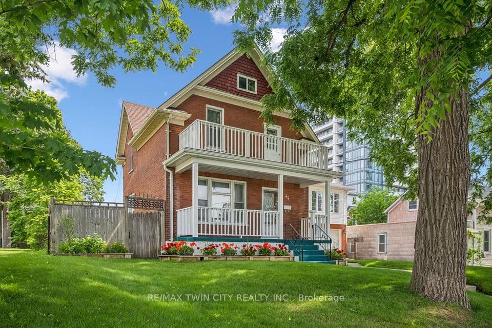 44 Walter Street, Kitchener, ON N2G 1S1 – photo 2