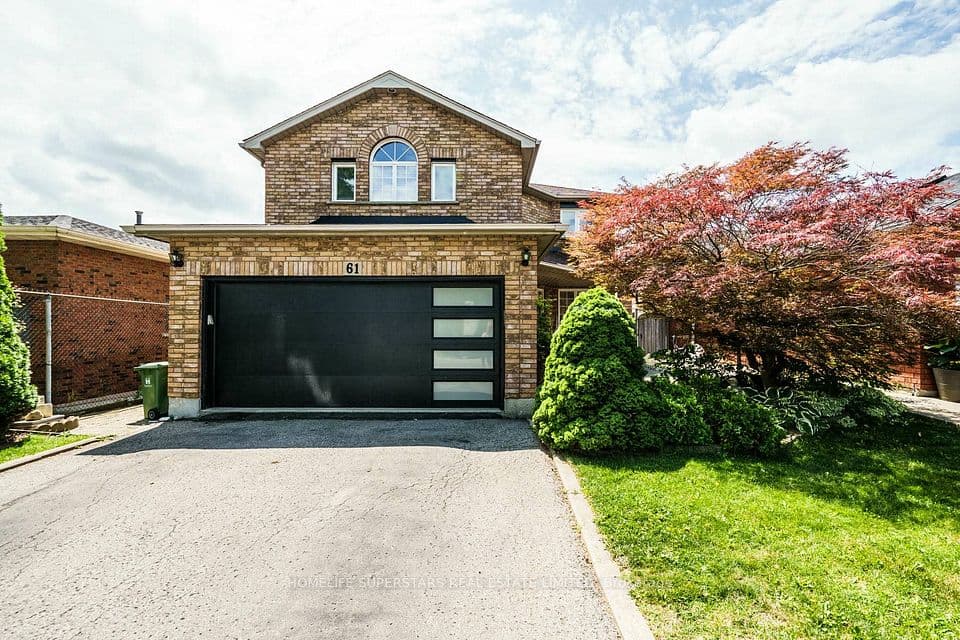 61 Lawnhurst Drive, Hamilton, ON L8V 4N9 – main photo