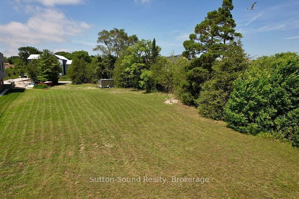 542 Punkinseed Lane, Georgian Bluffs, ON N0H 1S0 – photo 2
