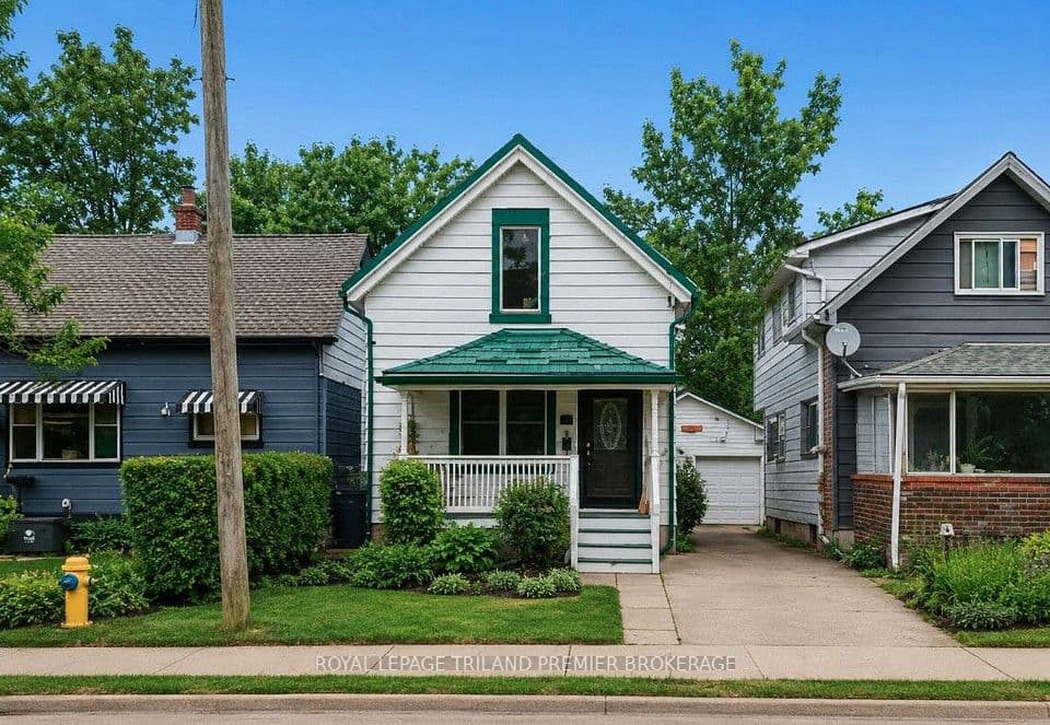 98 BRISCOE Street E, London South, ON N6C 1X2 – main photo