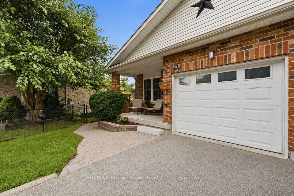 10 Talbot Drive W, Port Hope, ON L1A 4L2 – photo 2