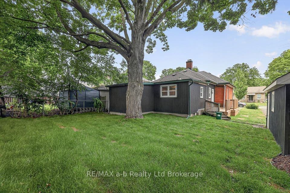 91 Winniett Street, Woodstock, ON N4S 5Z6 – photo 3