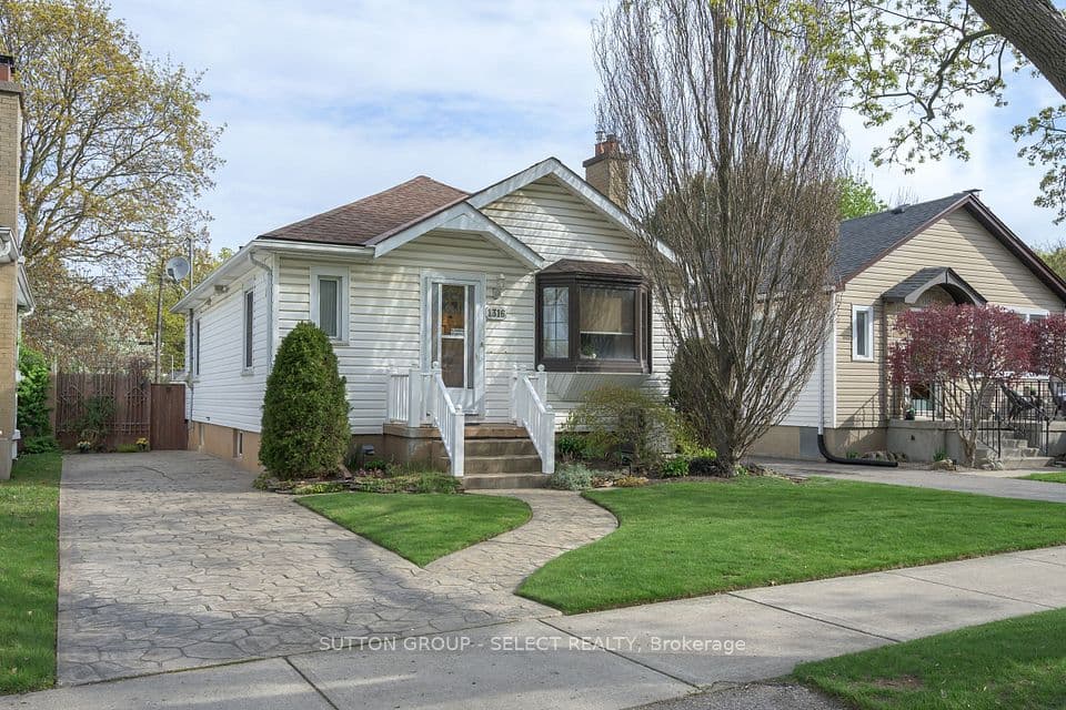 1316 Langmuir Avenue, London East, ON N5W 2G6 – main photo