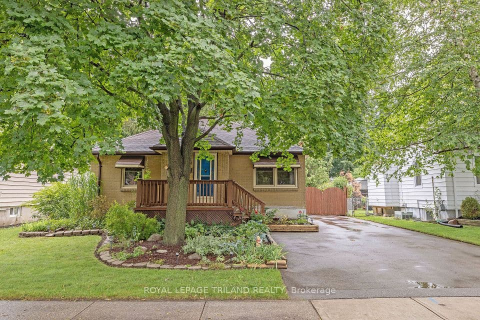 1858 Park Avenue, London East, ON N5W 2J8 – main photo