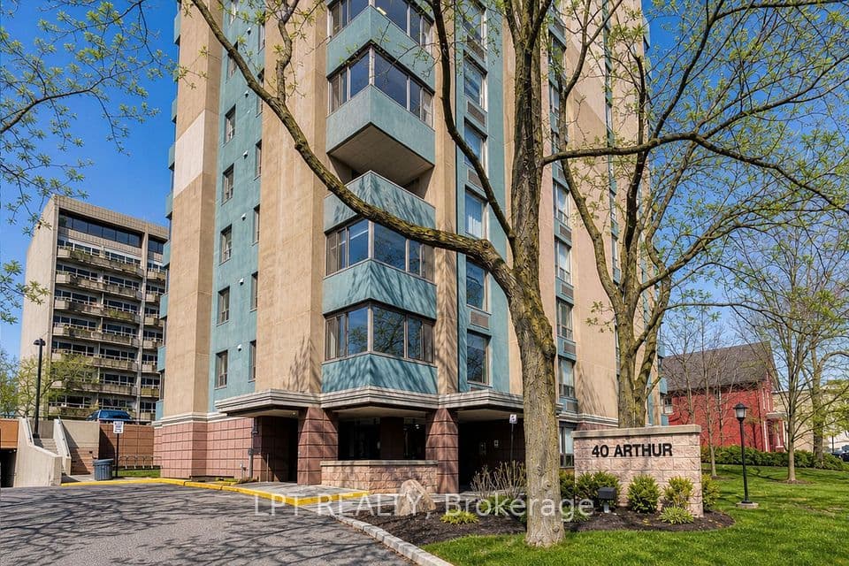 40 Arthur Street 703, West Centre Town, ON K1R 7T5 – photo 2