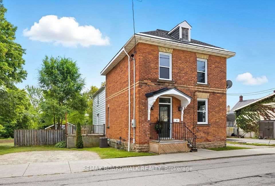 22 Isabella Street, Perth, ON K7H 2W8 – photo 2