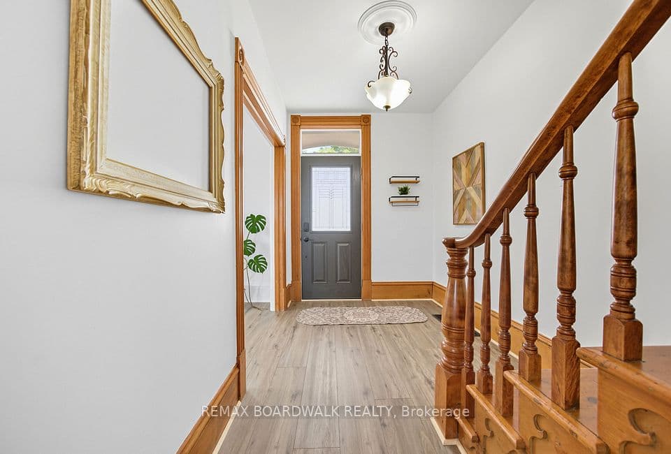 22 Isabella Street, Perth, ON K7H 2W8 – photo 3