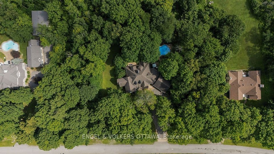 1412 HOUSTON Crescent, Kanata, ON K2W 1B6 – photo 3