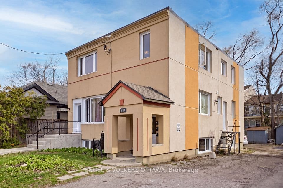 287 St Laurent Boulevard, Manor Park - Cardinal Glen and Area, ON K1K 2Z3 – photo 2